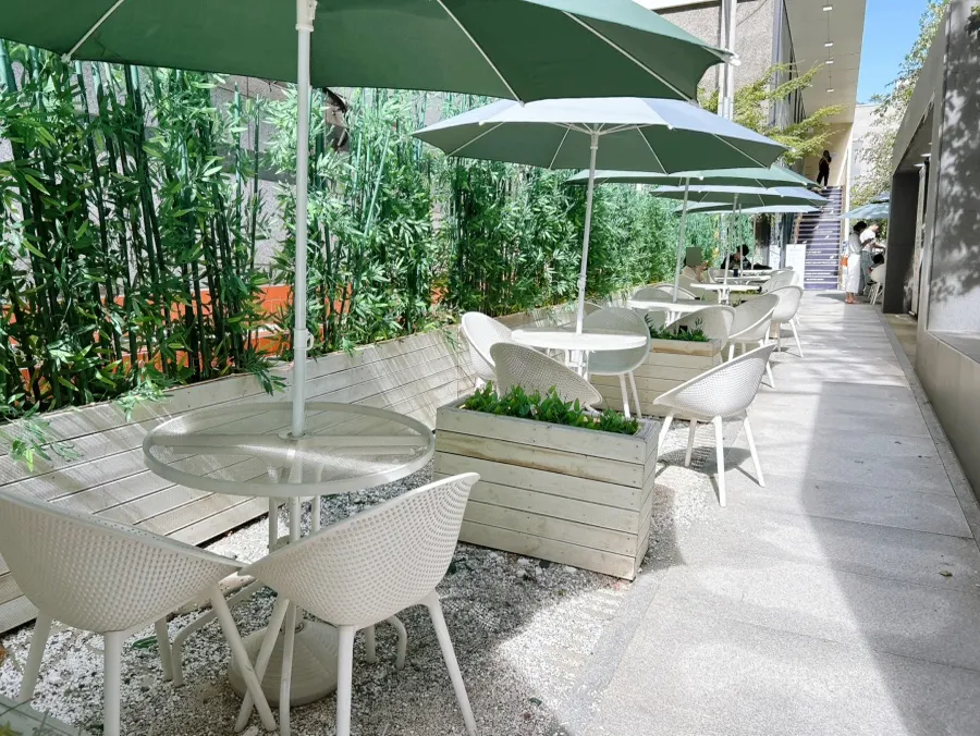 The 1st-floor outdoor seating area at Selected Nicks