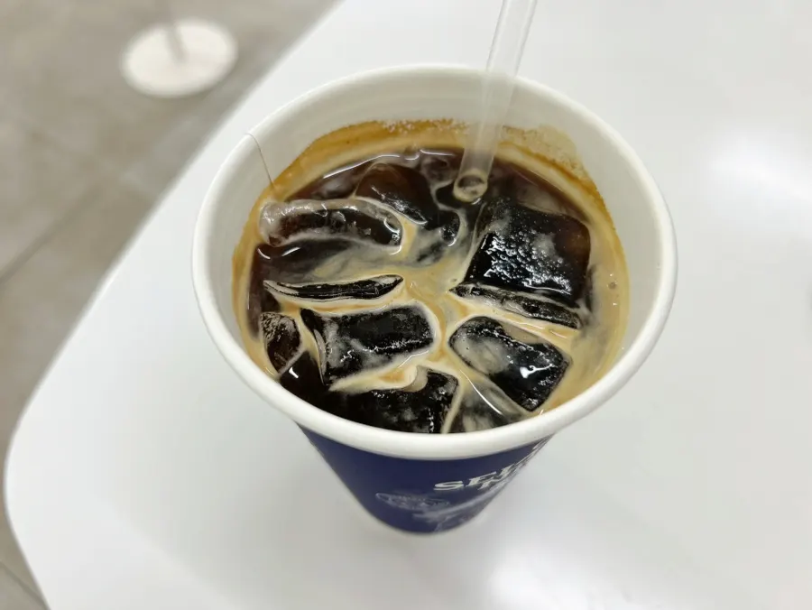 Classic tiramisu with two iced americanos