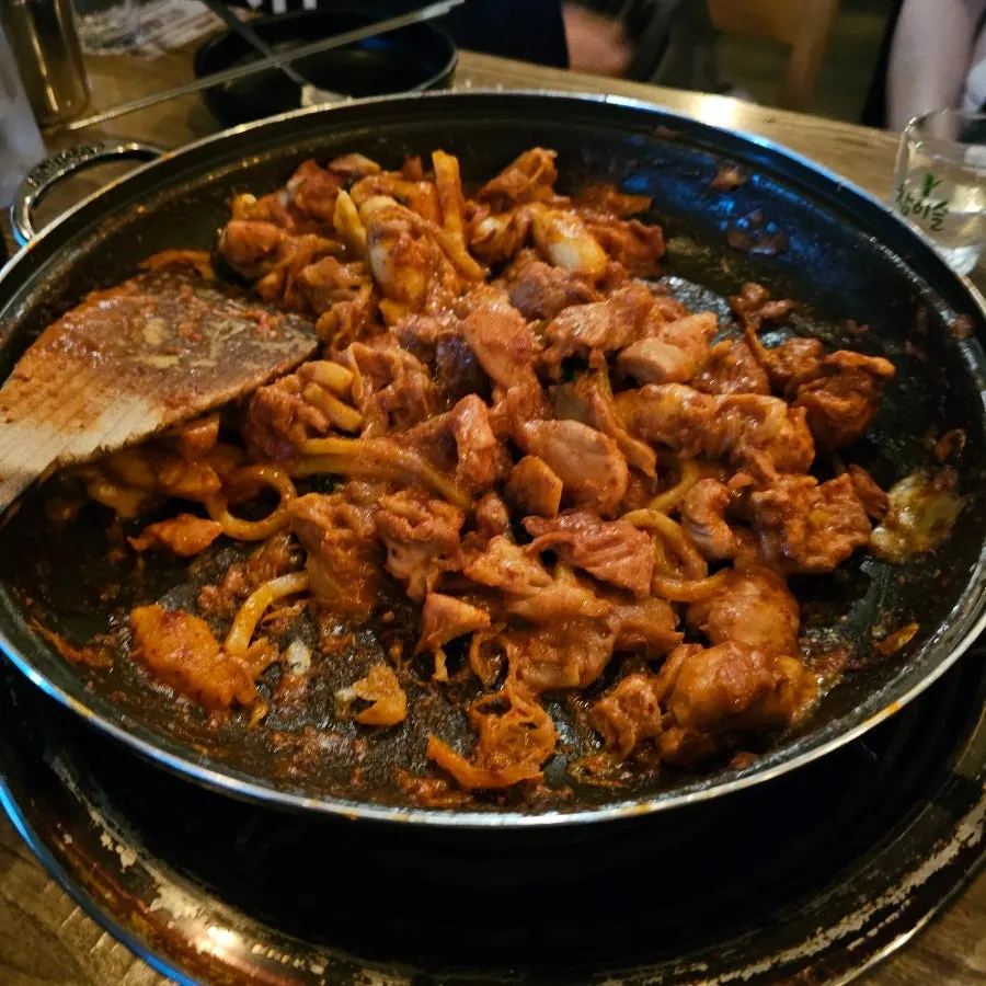 Bustling group dining scene at Dakgalbijeon Gangnam Branch