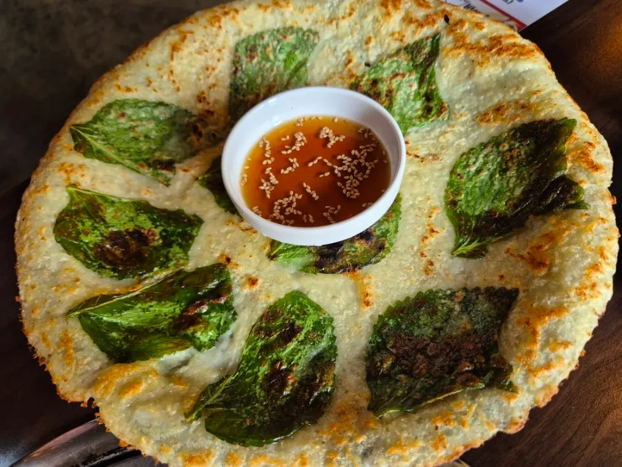 철판 위 치즈 치즈닭갈비 클로즈업