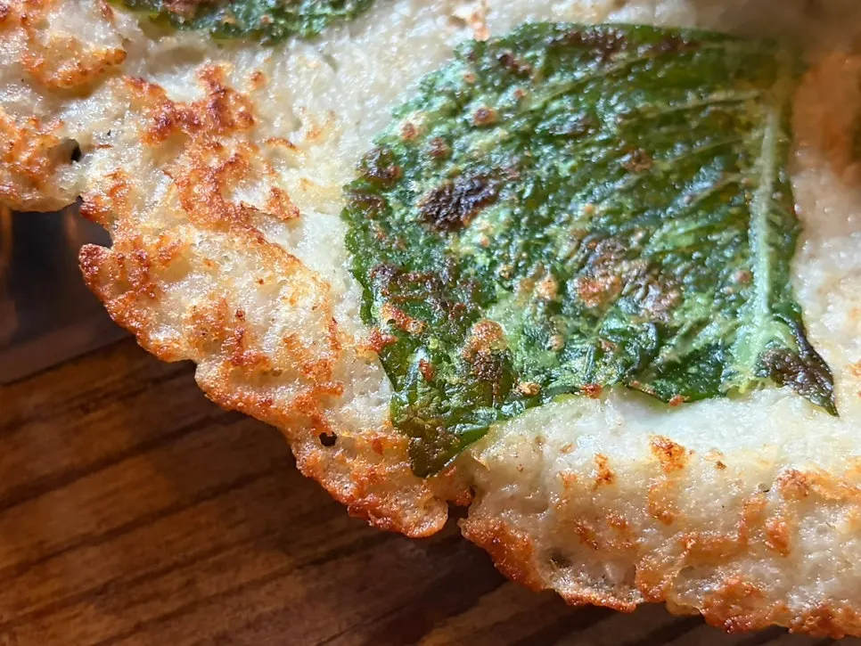 Golden-brown cross-section of the potato pancake