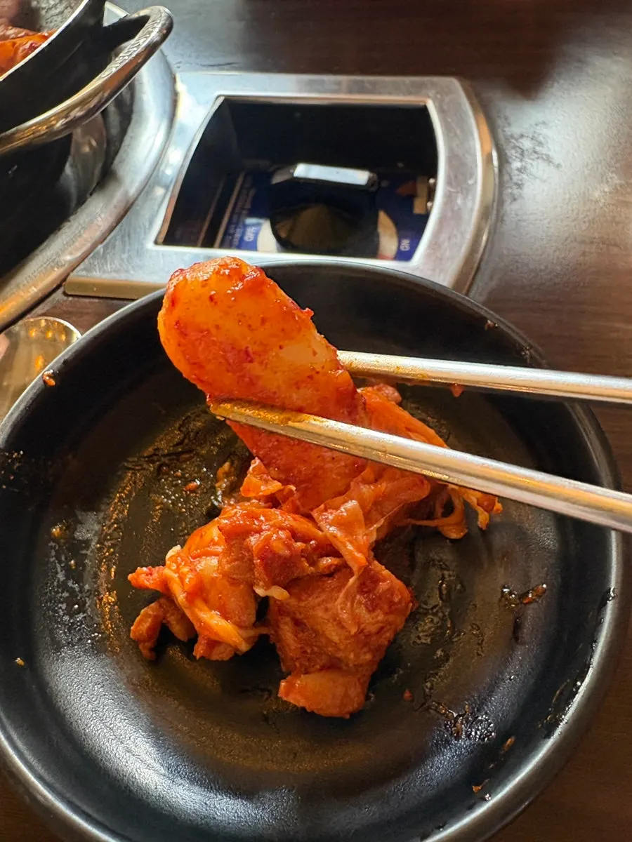완성된 치즈 닭갈비 근접 모습