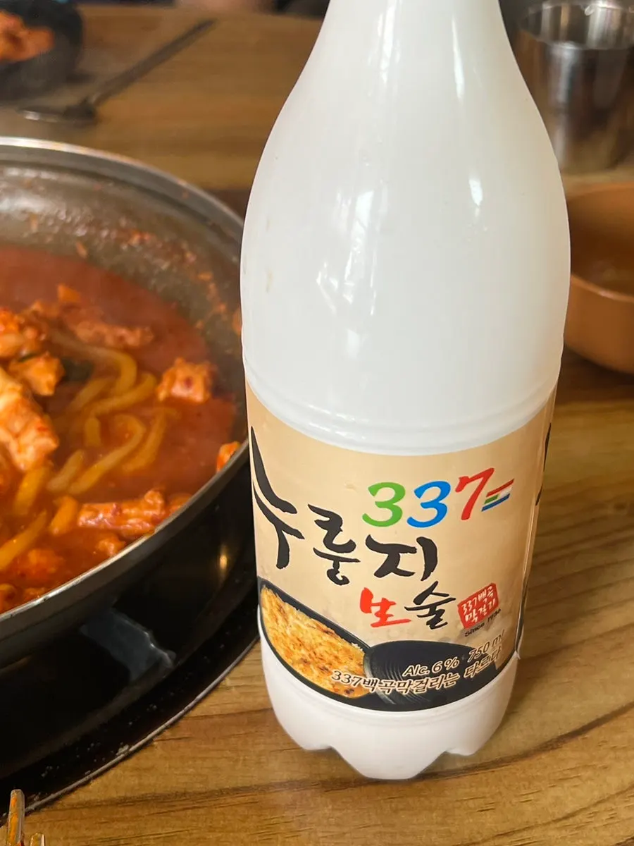 A drink enjoyed alongside the dakgalbi