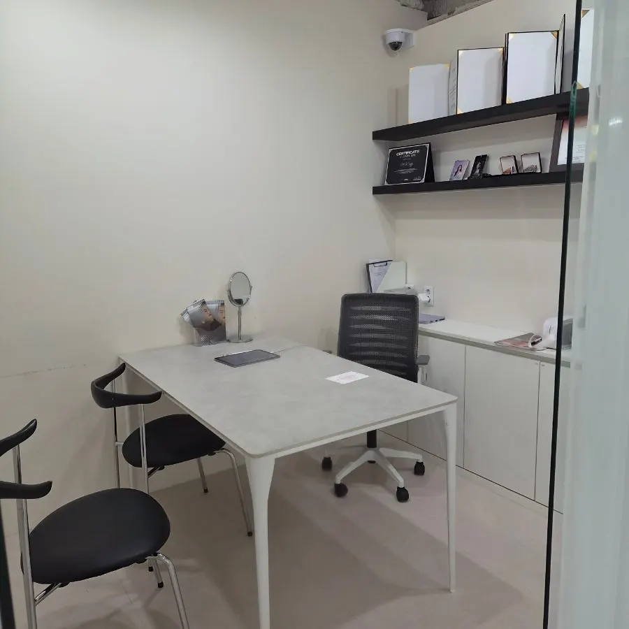 Price list for lash lift treatments at Daet Gangnam Main Branch