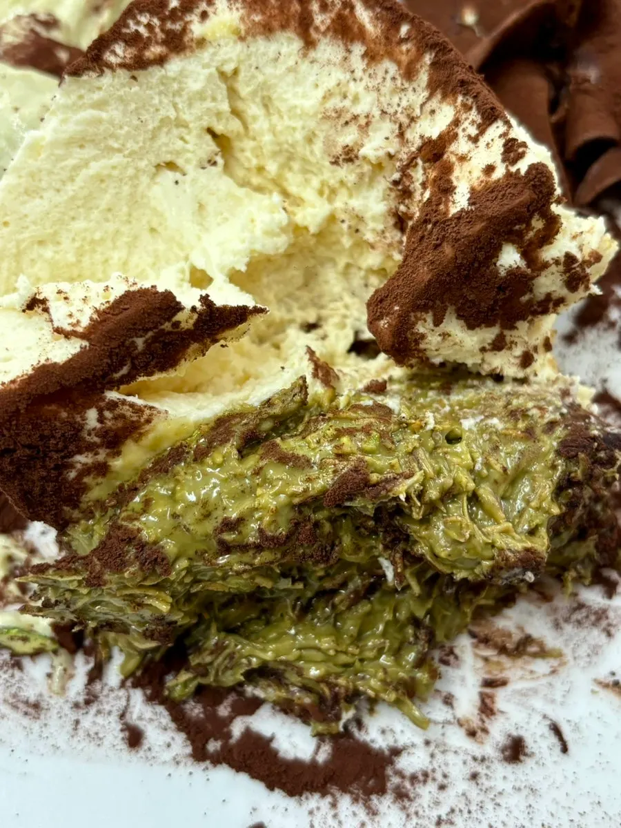 Kadaif inside Dubai chewy tiramisu