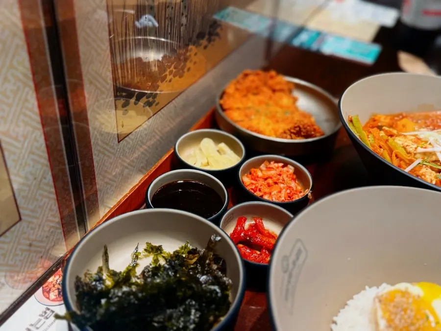무말랭이와 김치 등 밑반찬