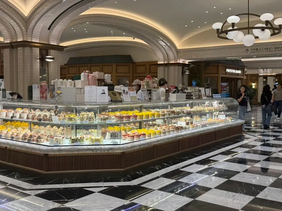 Sweet Park entrance at Shinsegae Department Store Gangnam