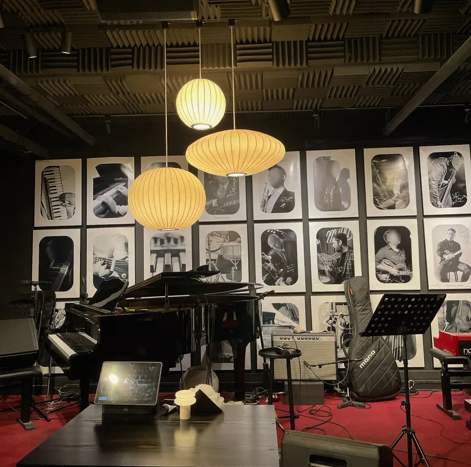 Flat Nine interior and stage under dim lighting