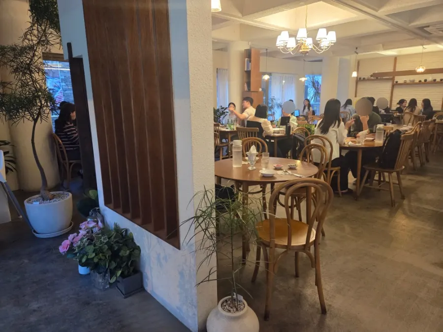 Moa Gangnam reservation information
