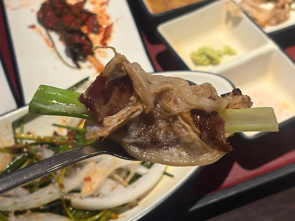 숯불에 구워 먹는 백김치