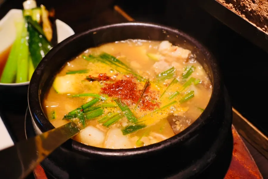 구수한 기운 된장찌개 한 뚝배기