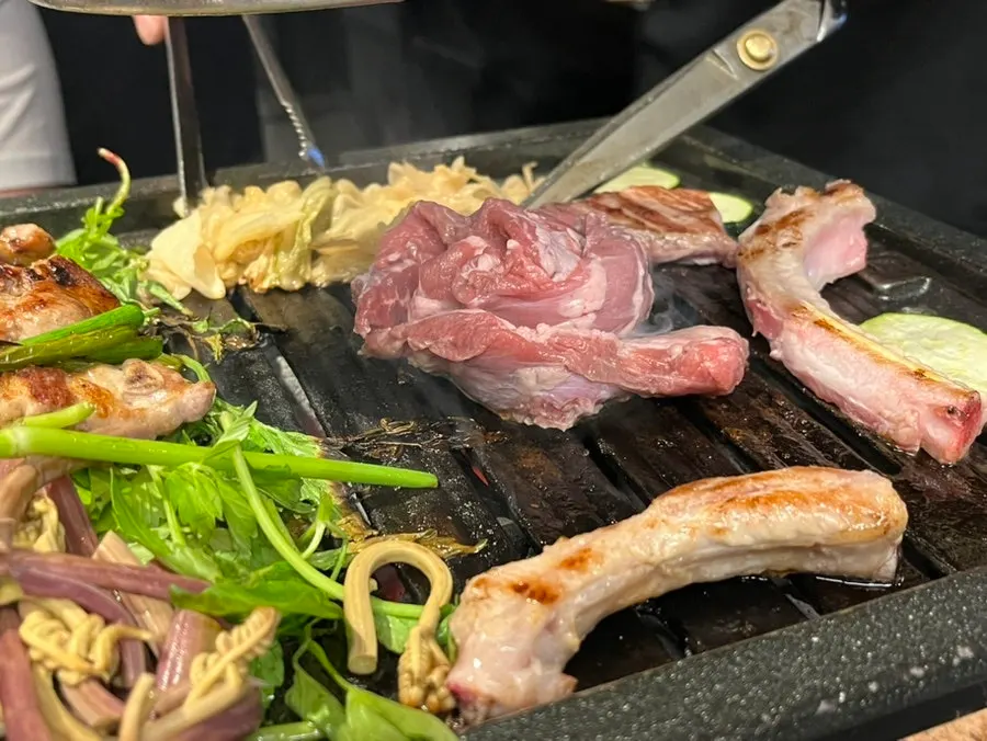 希少部位が乗った鉄板