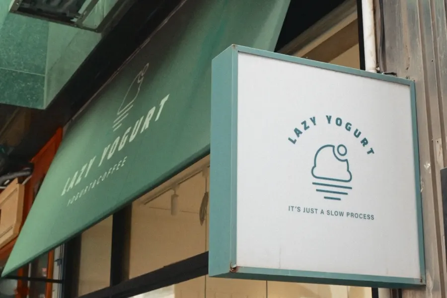 Morning visit to Lazy Yogurt Gangnam