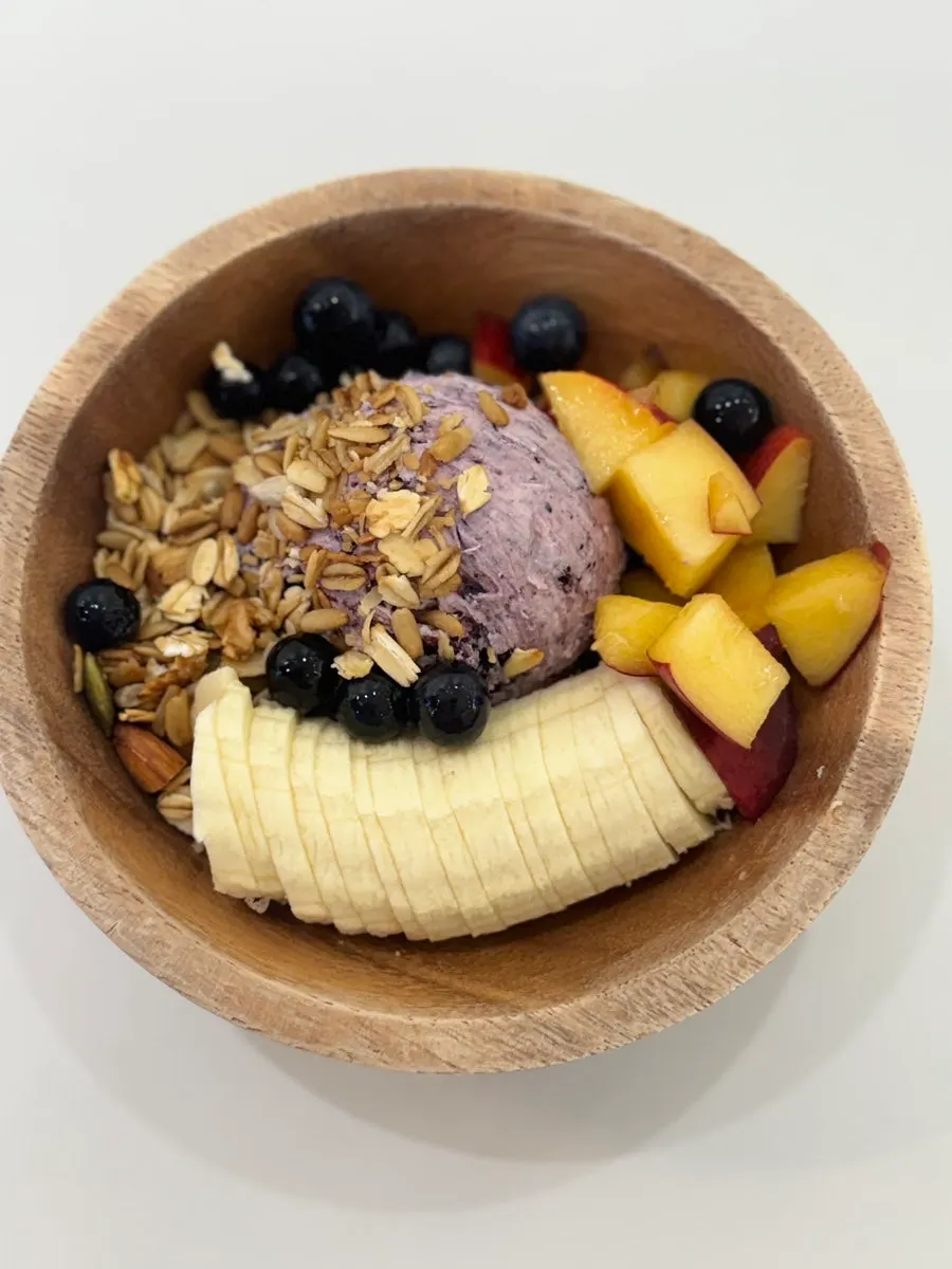 Beheu Greek yogurt topped with fruit