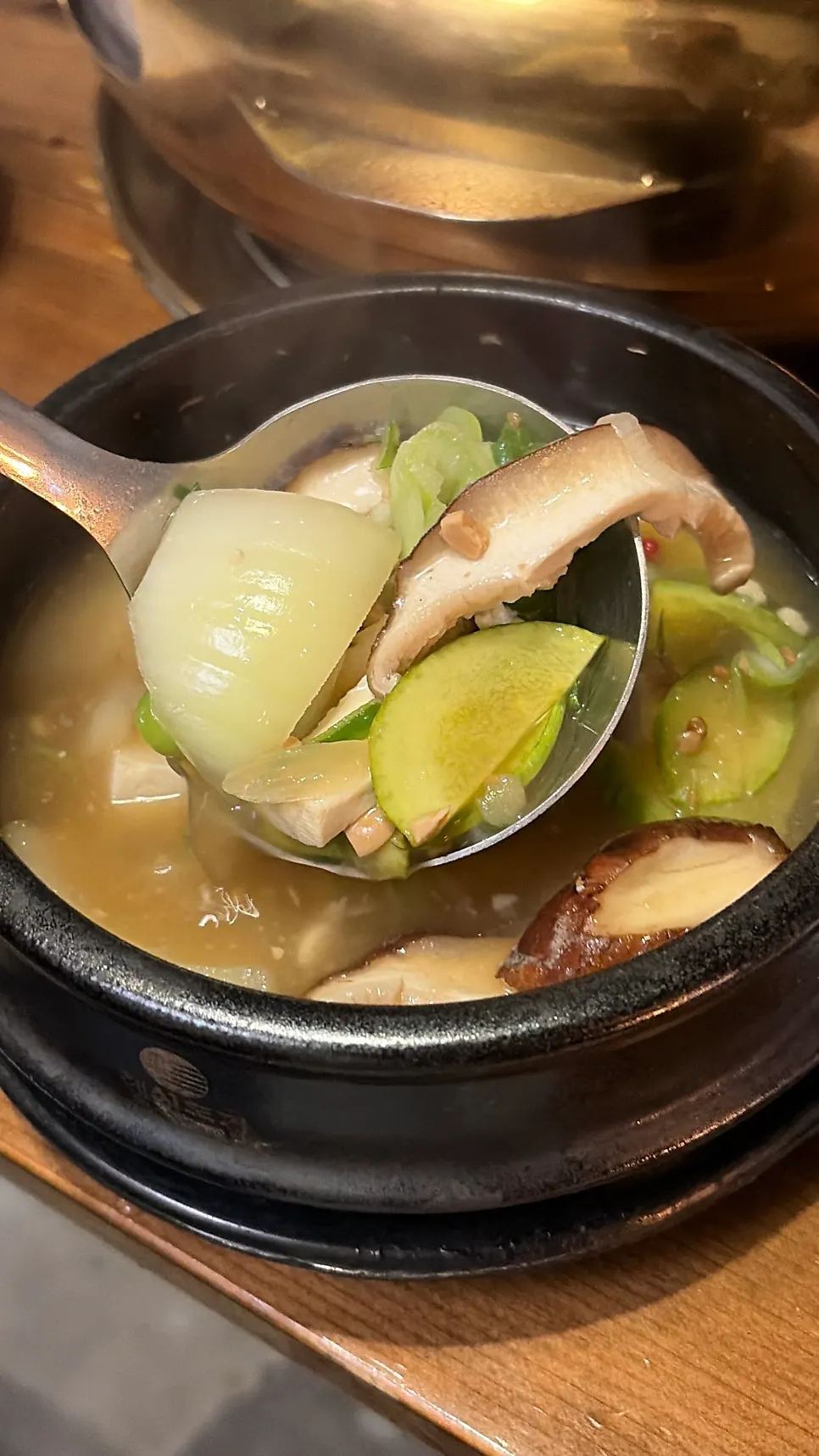 된장찌개와 공기밥 마무리 식사 이미지