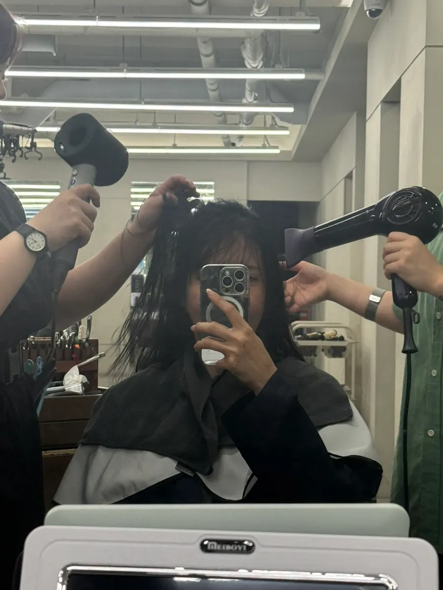Waiting for the dye to set