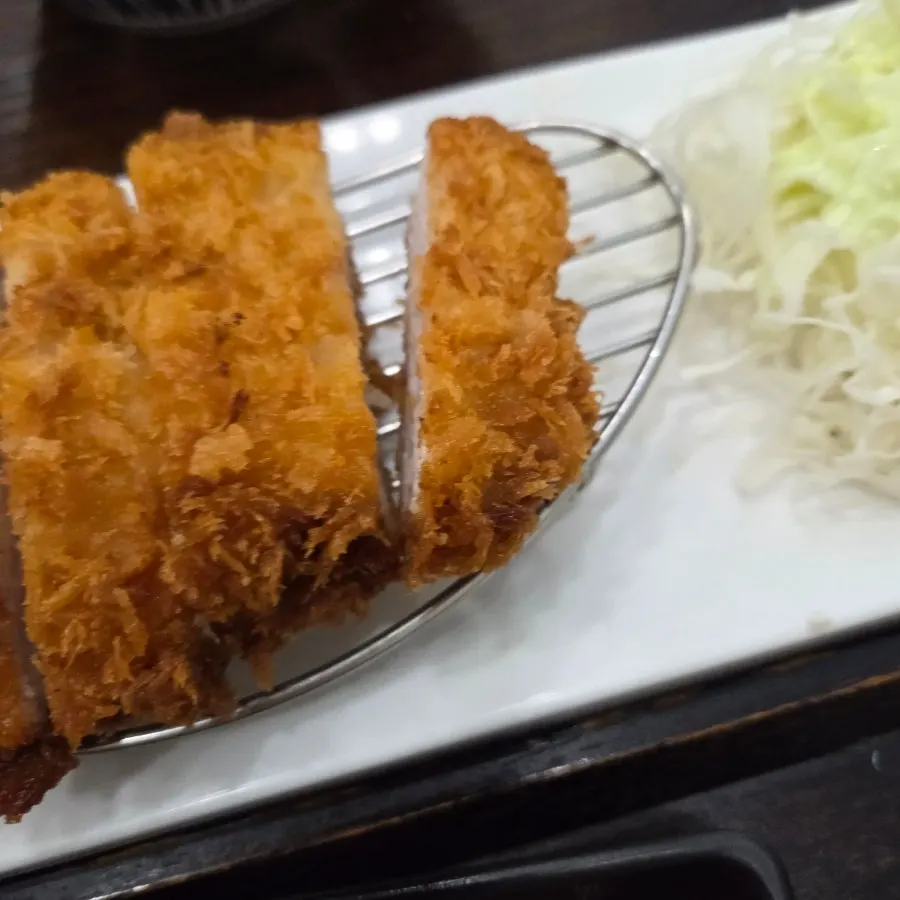 Mozzarella cheese pork cutlet