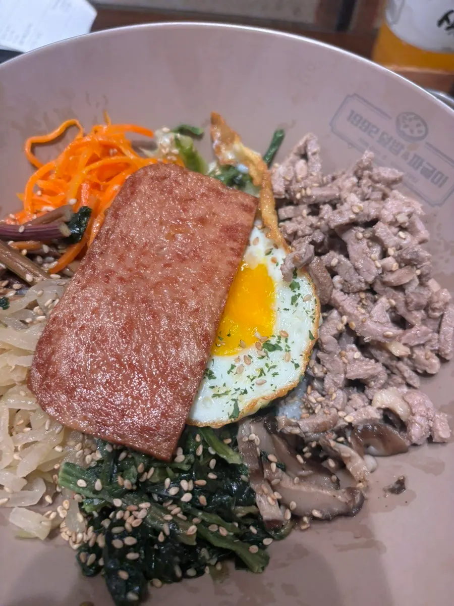 Hearty Korean meal menu set