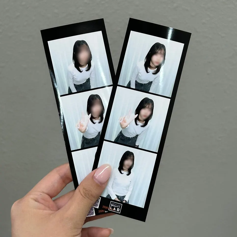 A shot taken at the salon's photo spot
