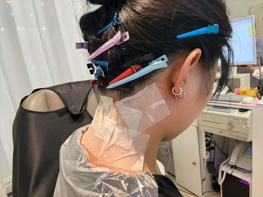 Soothing pack applied to the nape