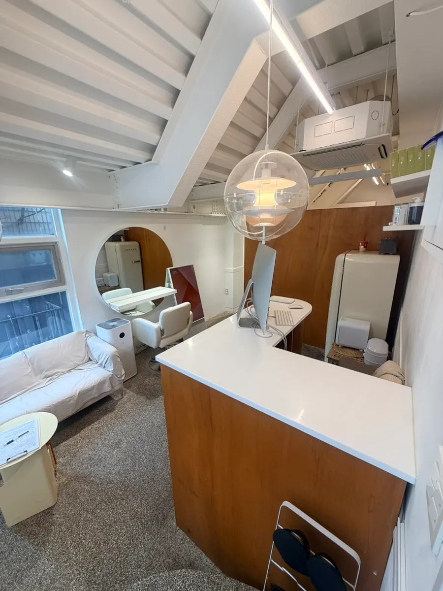 First hairline waxing experience and eyebrow waxing rebooking at Super Waxing Gangnam near Gangnam Station