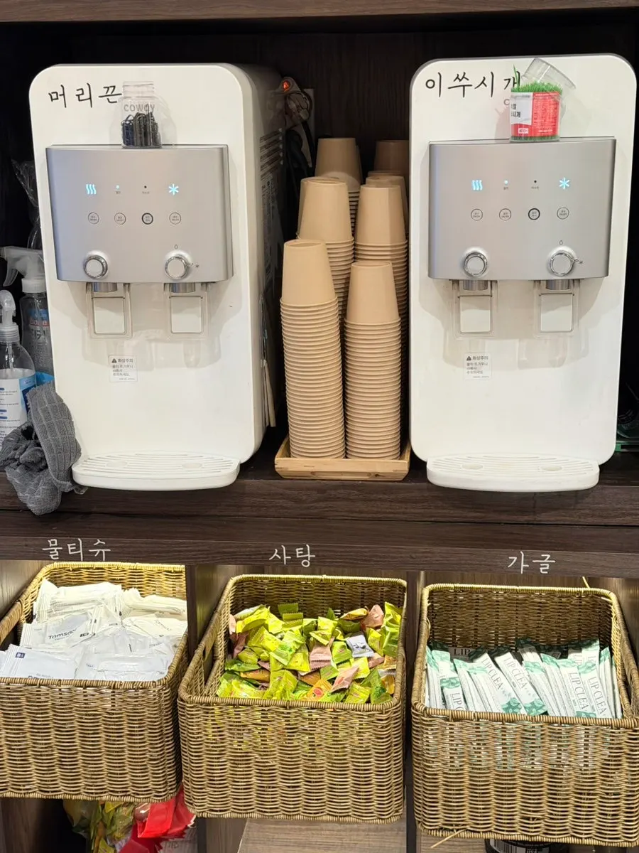 Seating area with a phone charger available for customers