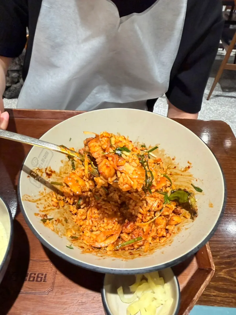 Bibimbap mixed with stick-pack sesame oil