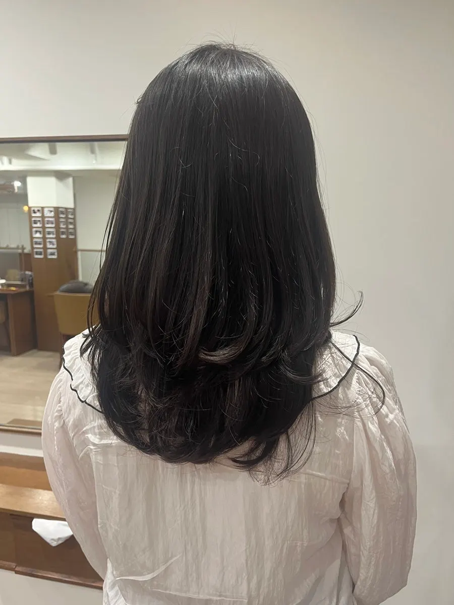 중화까지 끝낸 하이레이어드펌 완성 모습