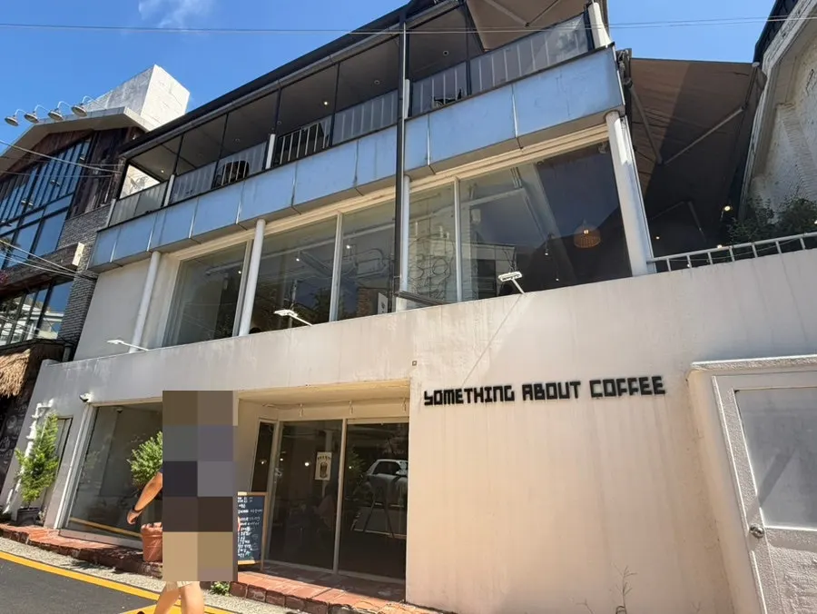 Café location behind CGV near Gangnam Station