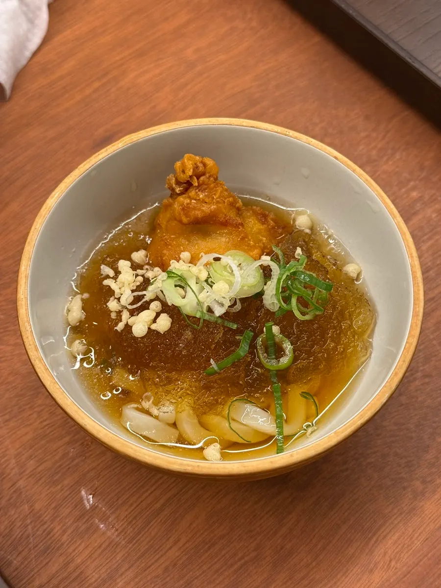 밥에 올려 초밥처럼 만든 참치