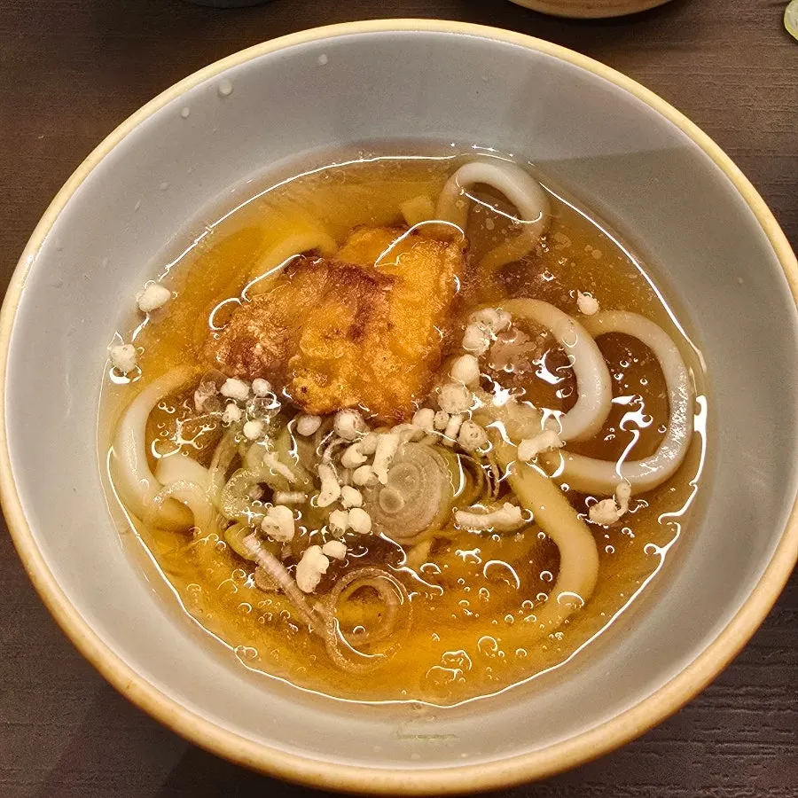 Rice topped with uni and salmon roe together