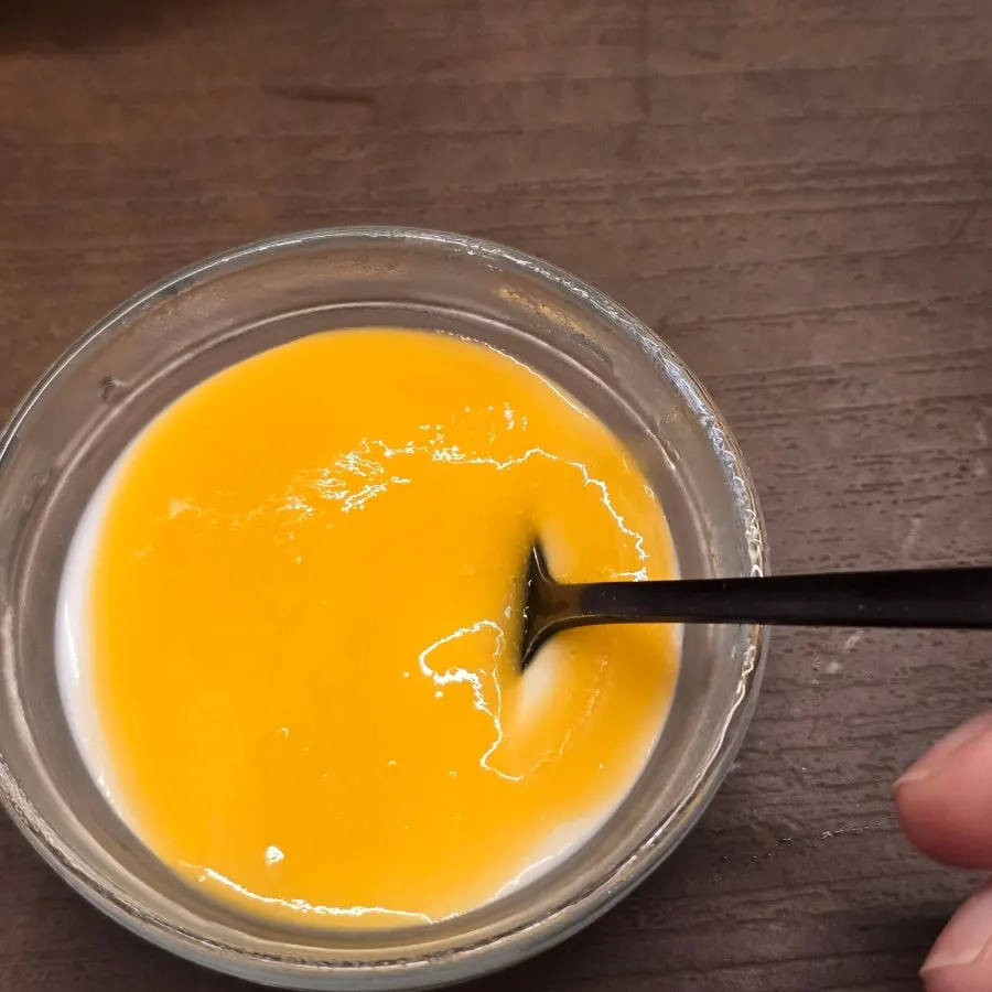 Soft dessert served after the meal
