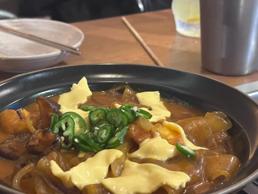 Heart skewers and buldak curry flat noodles