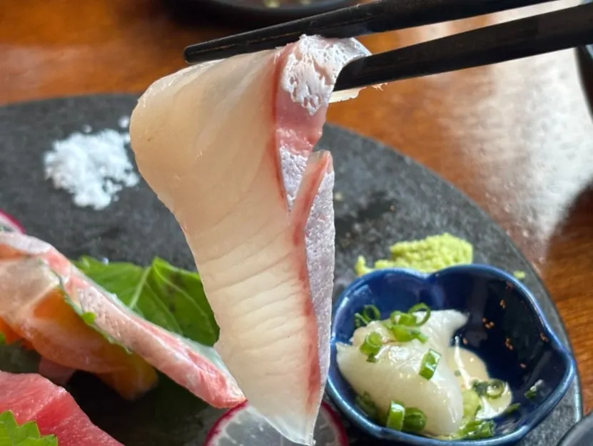 Close-up of the aged sashimi plate