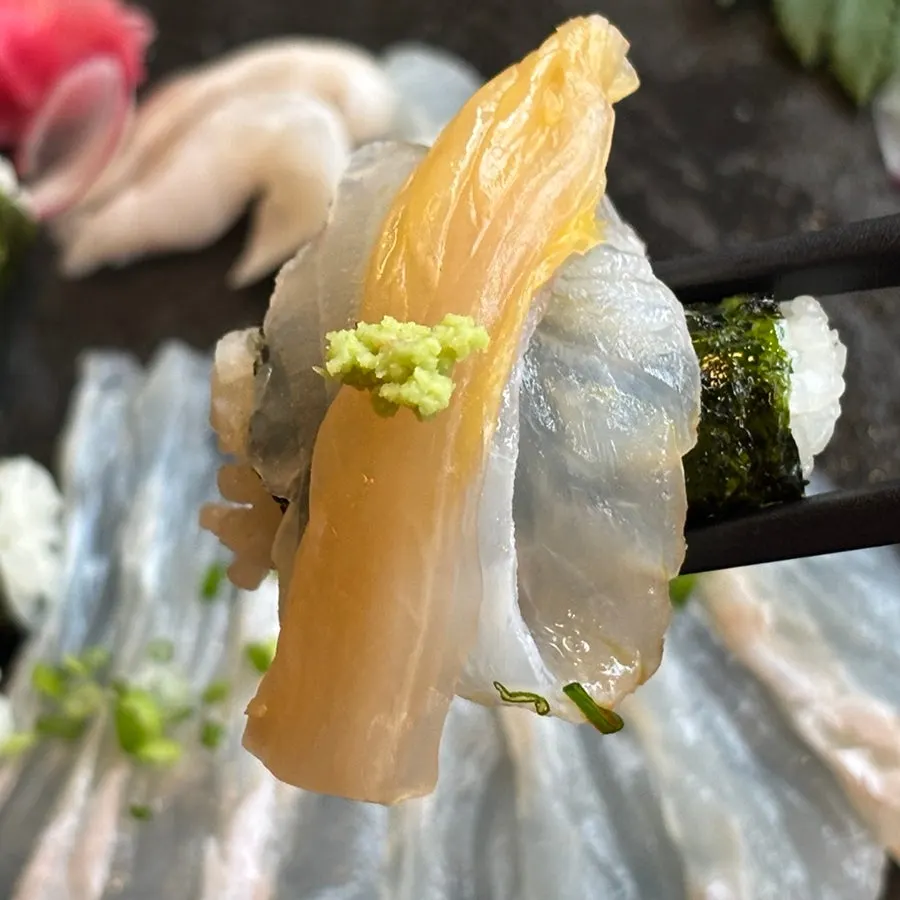 Flounder and aged kimchi placed on salted gimbap