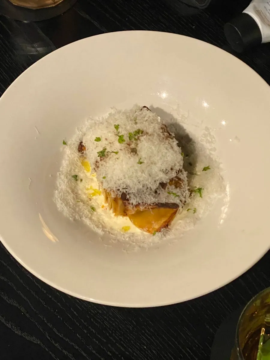 밀푀유 라자냐 겹겹이 쌓인 생면 단면