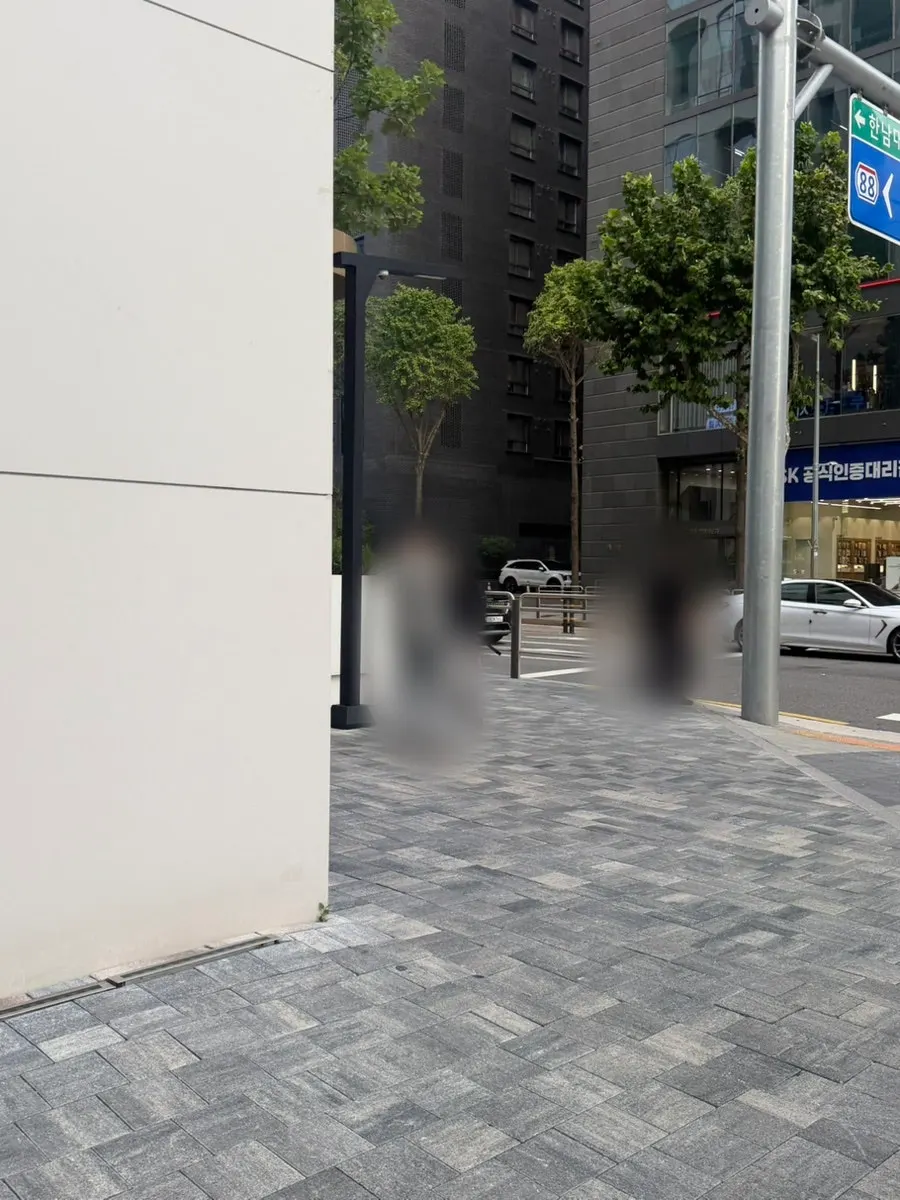 강남역 인근 매장 이동 경로