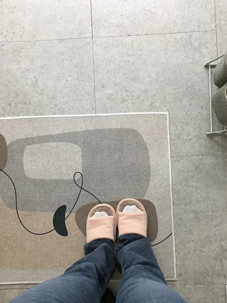 Lamoon Brow's entrance with indoor slippers laid out