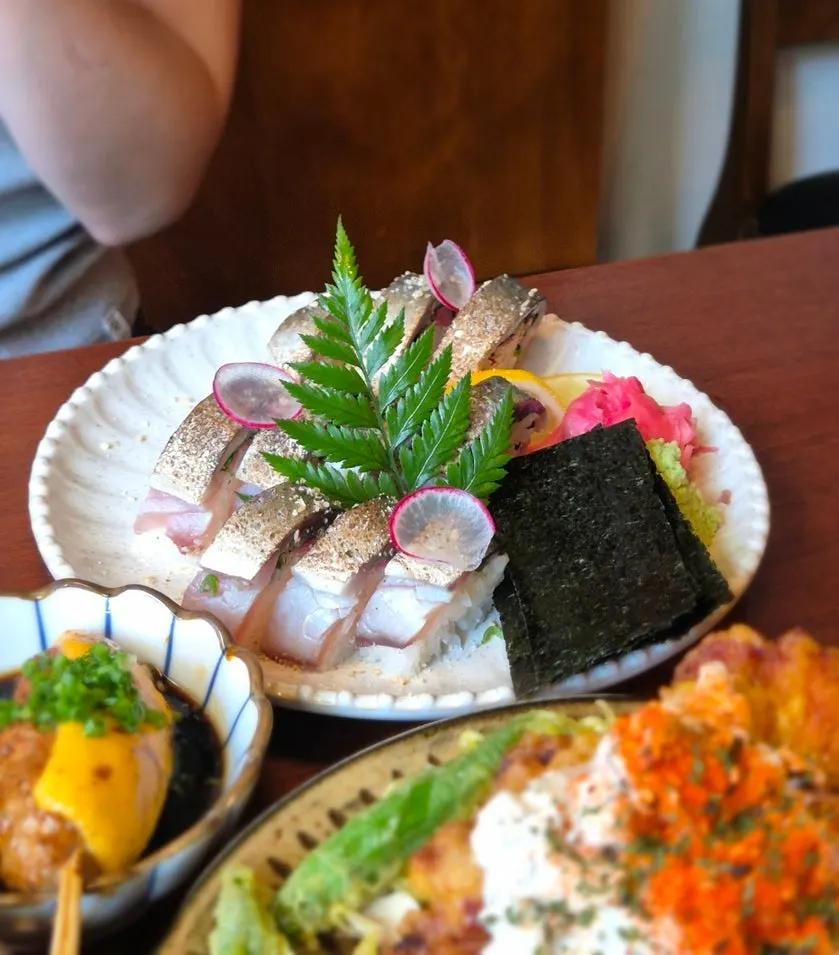 搭配芥末的鸡腿肉鸡肉南蛮