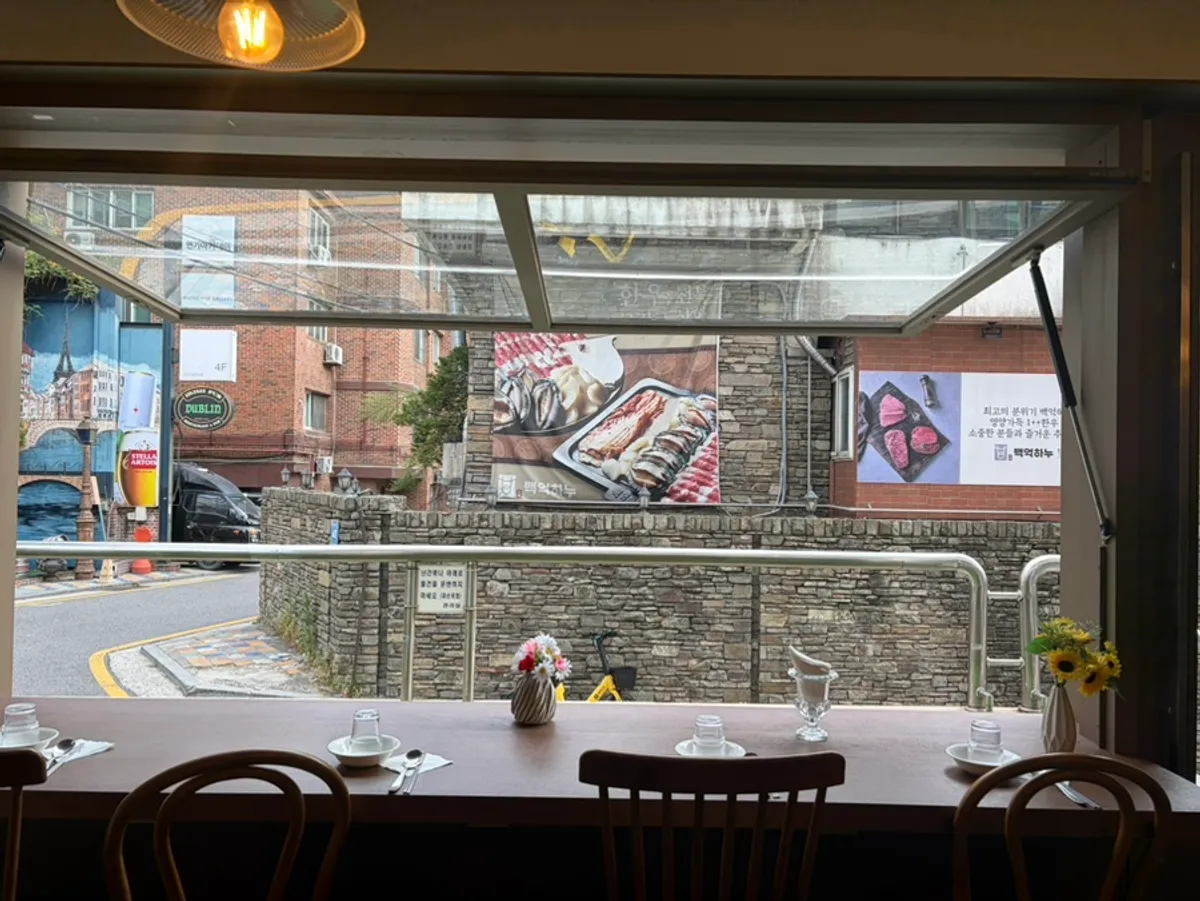 Cover photo of Moa Gangnam, a fusion Korean restaurant near Gangnam Station