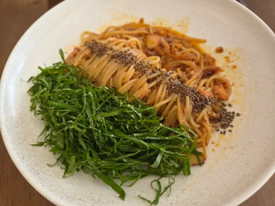 깻잎채 올린 들기름젓갈파스타