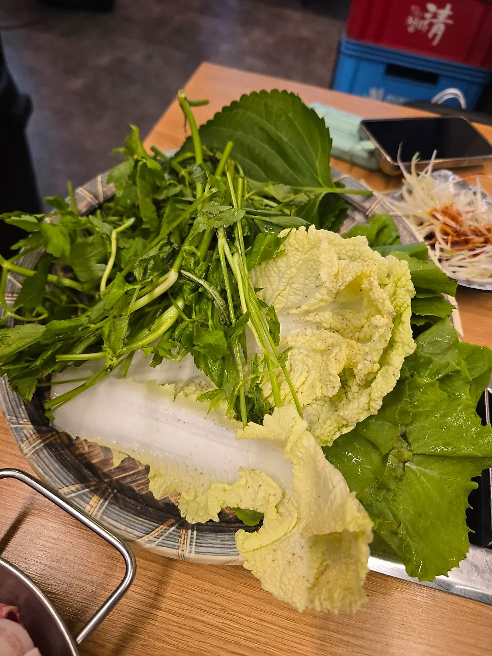 Daepae samgyeopsal grilled together with green onion kimchi