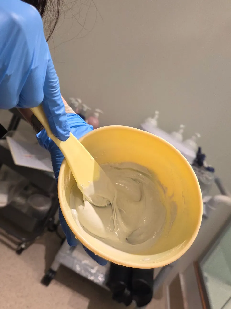 Soothing mask care after waxing