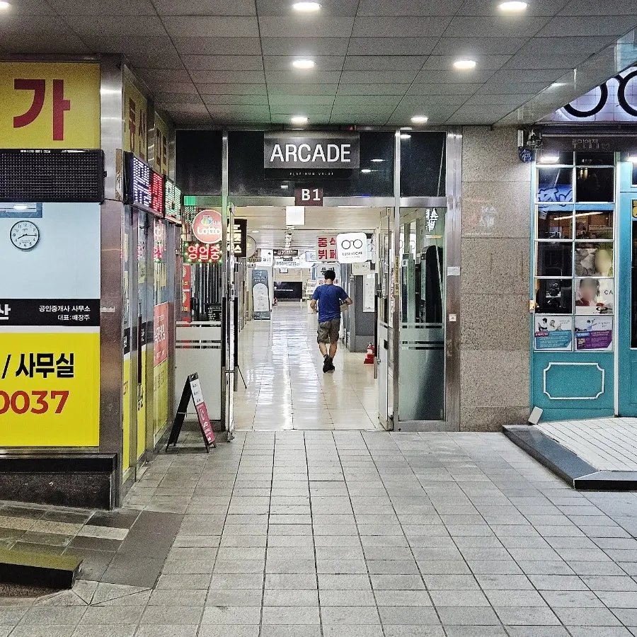 Exterior of the building housing Ola Poke Gangnam near Gangnam Station Exit 4