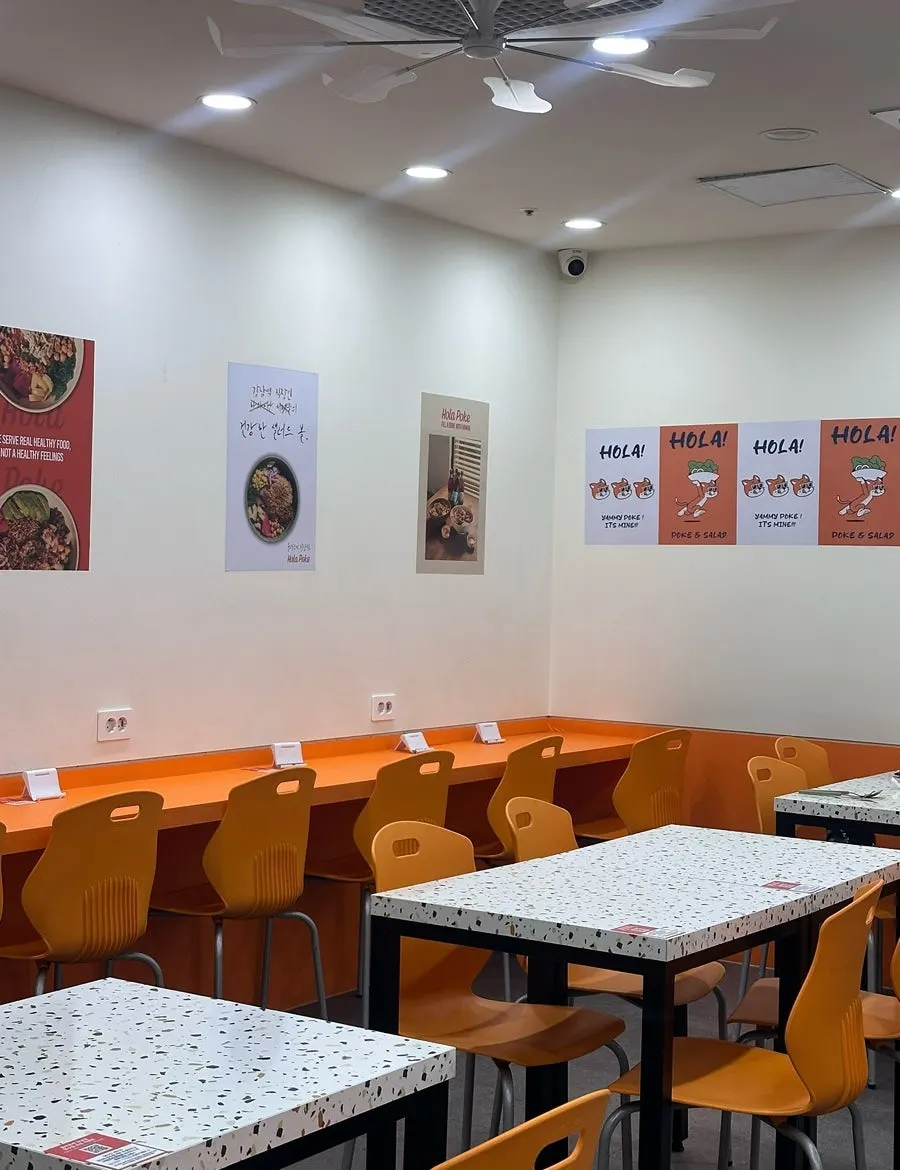 Solo seating perfect for dining alone at Ola Poke Gangnam
