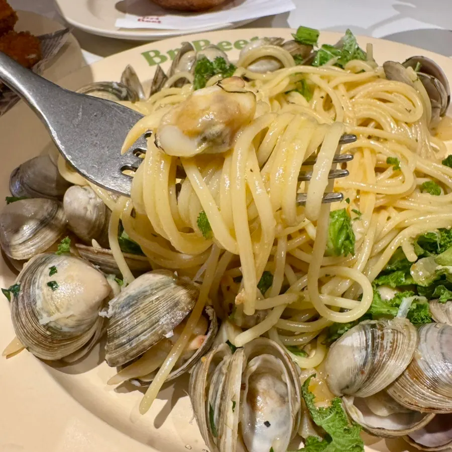 Vongole pasta loaded with clams