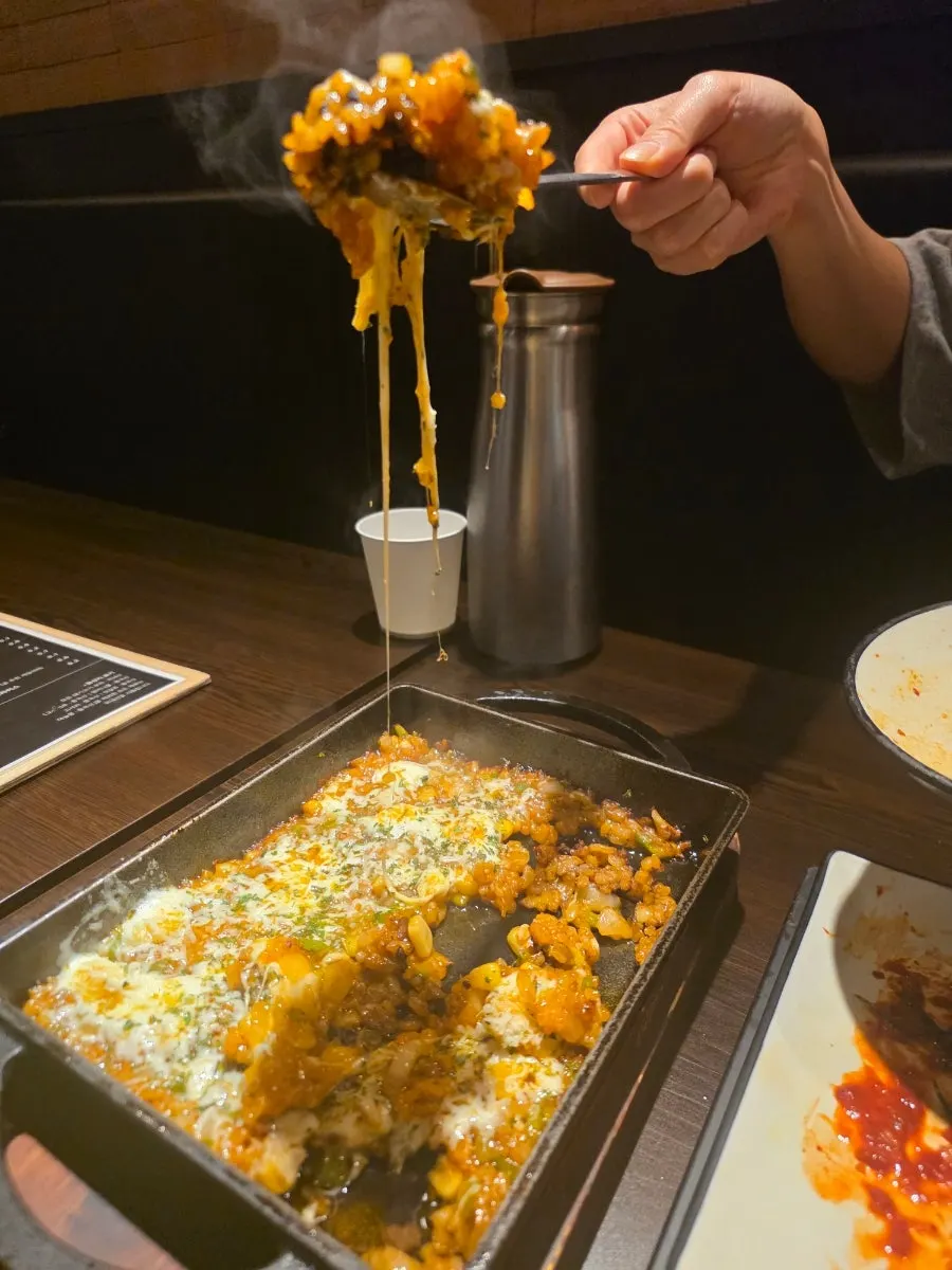 Stretchy cheese fried rice