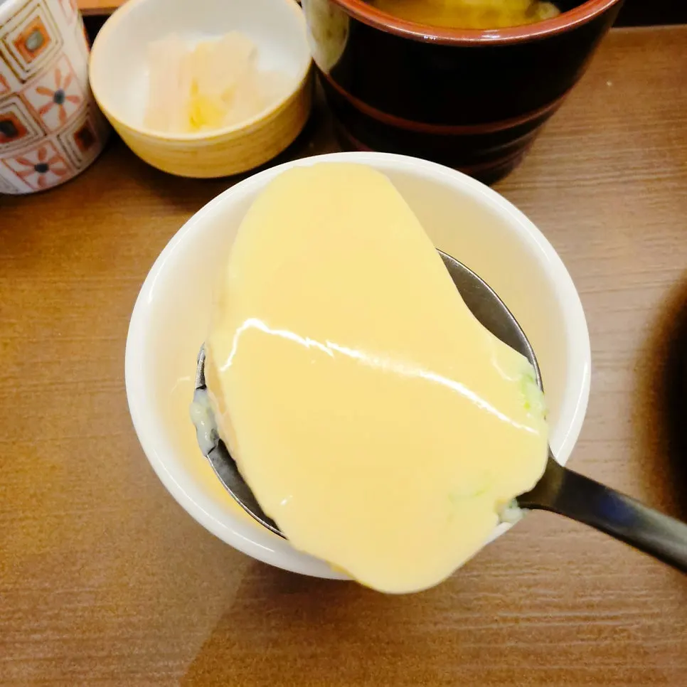 Aged white kimchi and Japanese side dishes