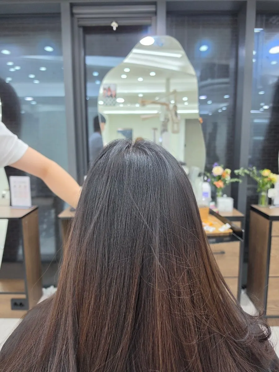 Damaged-hair Re-born Straightening at Park Jun Beauty Lab Gangnam Branch