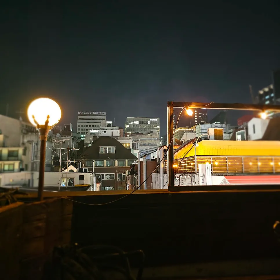 어글리 칵테일과 후카 메뉴 안내